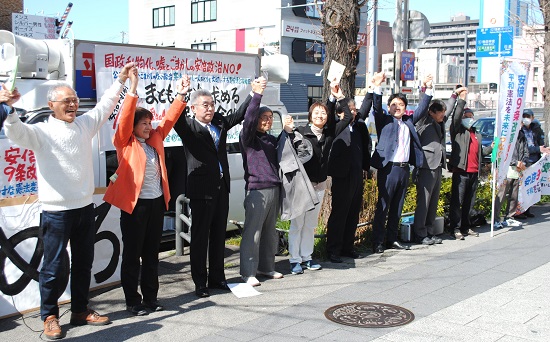 国民に寄り添う野党