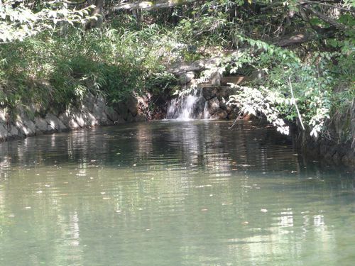 馬ヶ城上水道につながる水源の貯水池